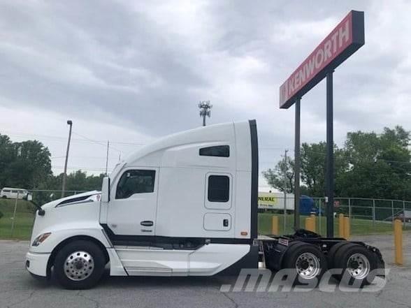 Kenworth T680 Motrici e Trattori Stradali