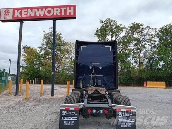 Kenworth T680 Motrici e Trattori Stradali