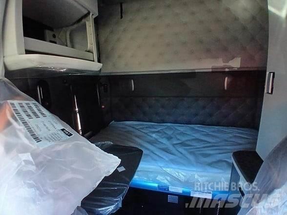 Kenworth T680 Motrici e Trattori Stradali