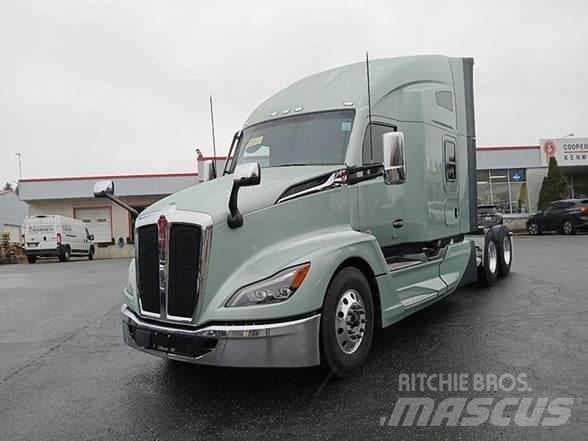 Kenworth T680 Motrici e Trattori Stradali