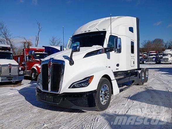 Kenworth T680 Motrici e Trattori Stradali