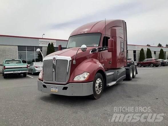 Kenworth T680 Motrici e Trattori Stradali
