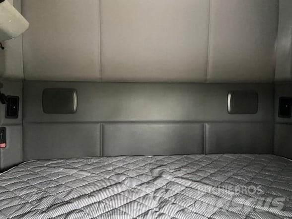 Kenworth T680 Motrici e Trattori Stradali