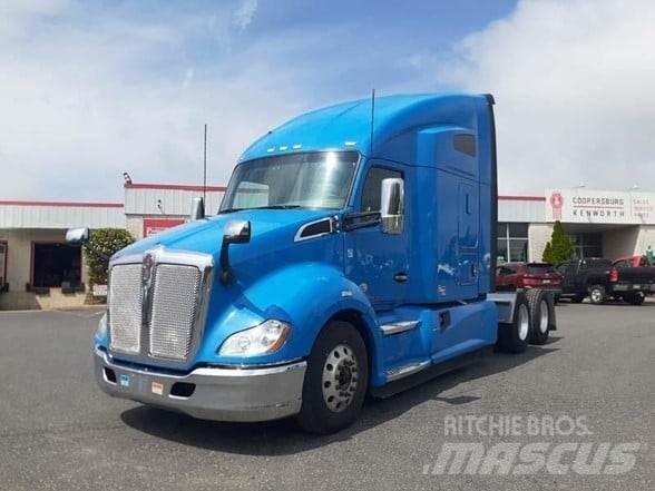 Kenworth T680 Motrici e Trattori Stradali