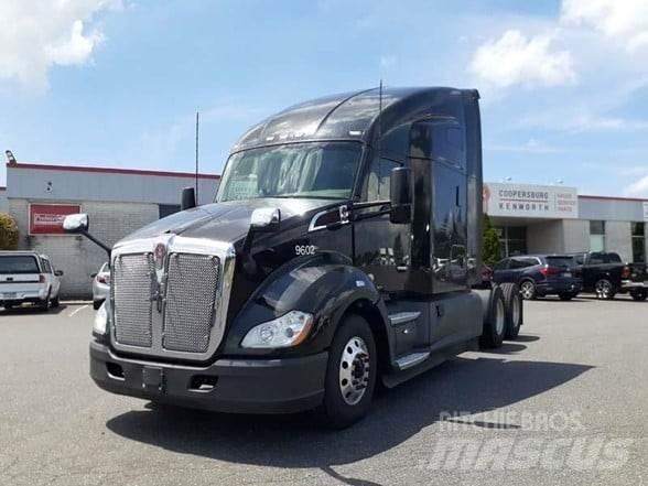 Kenworth T680 Motrici e Trattori Stradali