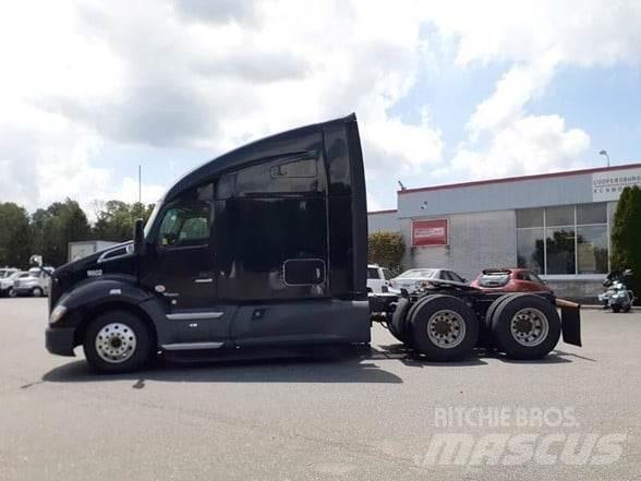 Kenworth T680 Motrici e Trattori Stradali