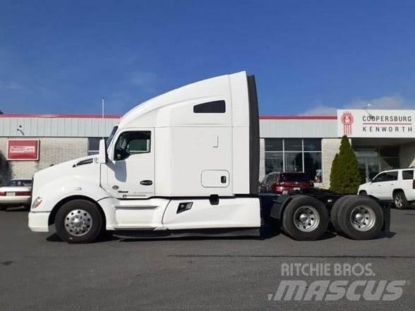 Kenworth T680 Motrici e Trattori Stradali
