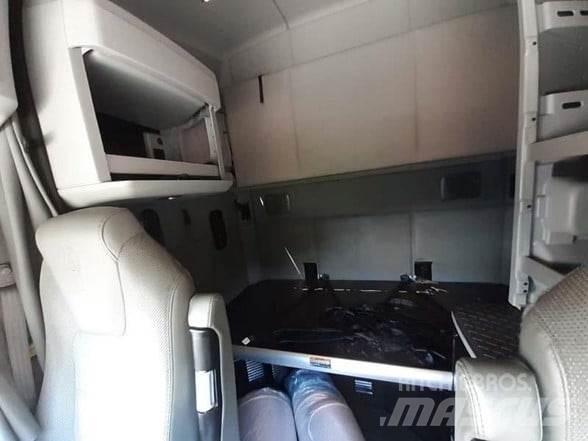 Kenworth T680 Motrici e Trattori Stradali