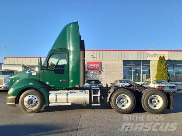 Kenworth T680 Motrici e Trattori Stradali