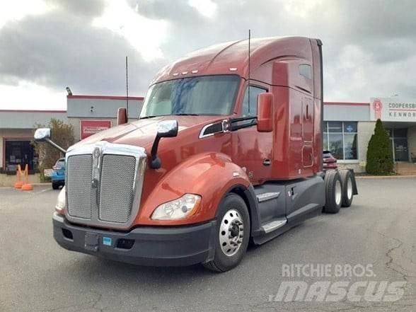 Kenworth T680 Motrici e Trattori Stradali