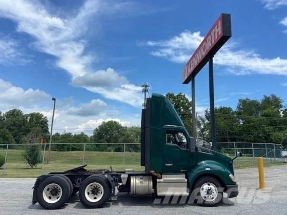 Kenworth T680 Motrici e Trattori Stradali