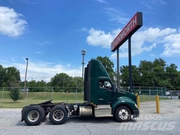 Kenworth T680 Motrici e Trattori Stradali