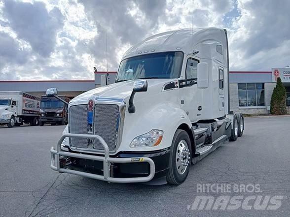 Kenworth T680 Motrici e Trattori Stradali