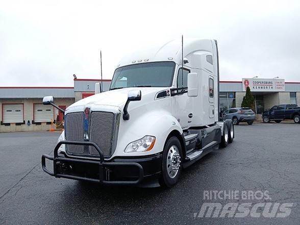 Kenworth T680 Motrici e Trattori Stradali