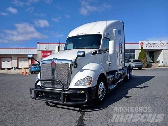 Kenworth T680 Motrici e Trattori Stradali