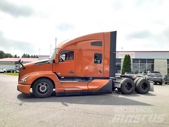 Kenworth T680 Motrici e Trattori Stradali