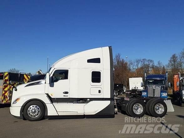 Kenworth T680 Motrici e Trattori Stradali