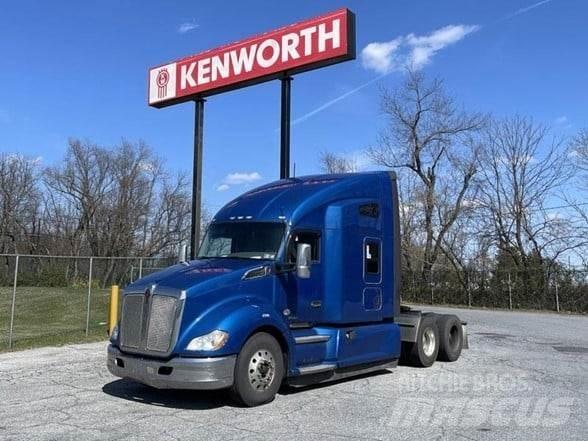Kenworth T680 Motrici e Trattori Stradali