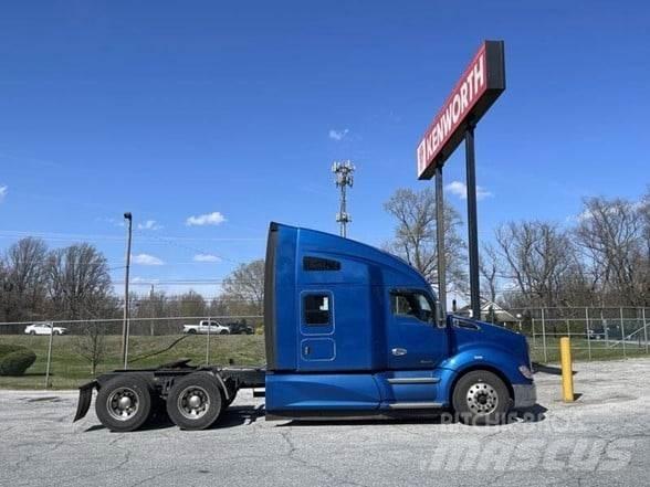 Kenworth T680 Motrici e Trattori Stradali