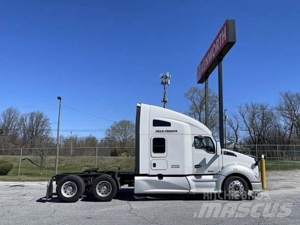 Kenworth T680 Motrici e Trattori Stradali