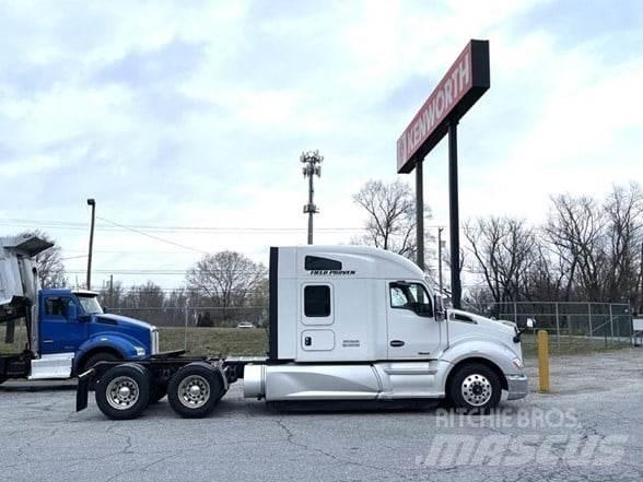 Kenworth T680 Motrici e Trattori Stradali