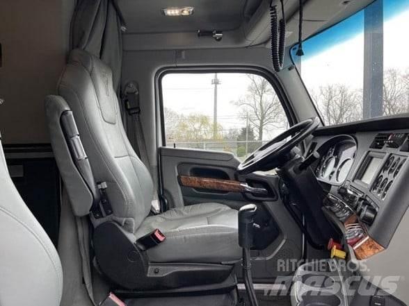 Kenworth T680 Motrici e Trattori Stradali