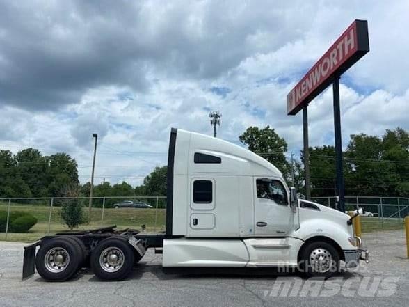 Kenworth T680 Motrici e Trattori Stradali