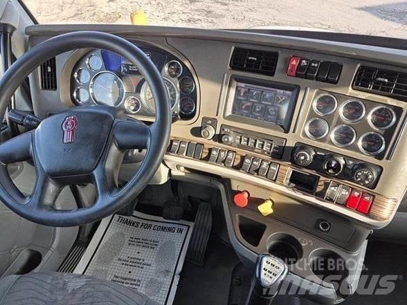 Kenworth T680 Motrici e Trattori Stradali