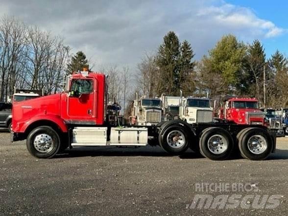 Kenworth T800 Motrici e Trattori Stradali