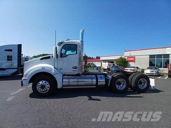 Kenworth T880 Motrici e Trattori Stradali