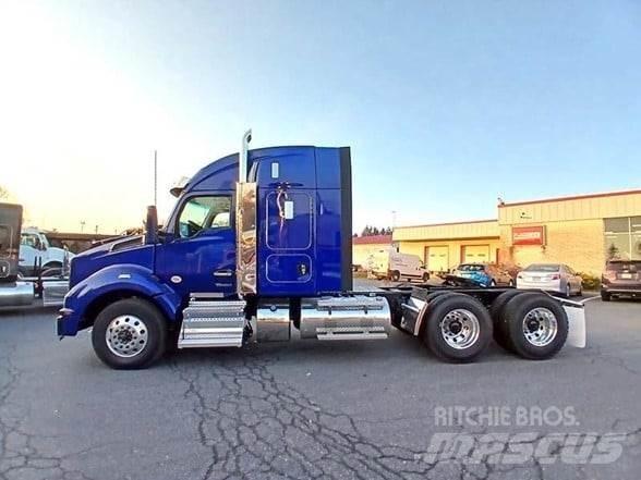 Kenworth T880 Motrici e Trattori Stradali
