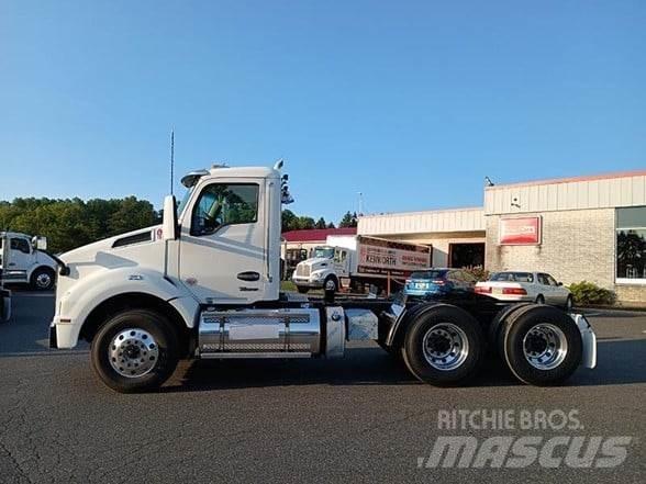 Kenworth T880 Motrici e Trattori Stradali