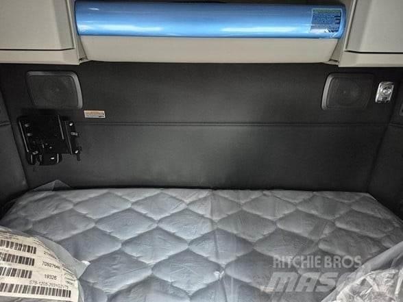Kenworth T880 Motrici e Trattori Stradali