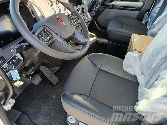 Kenworth T880 Autocabinati