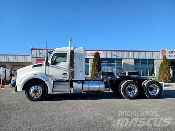 Kenworth T880 Motrici e Trattori Stradali