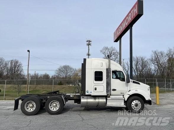 Kenworth T880 Motrici e Trattori Stradali