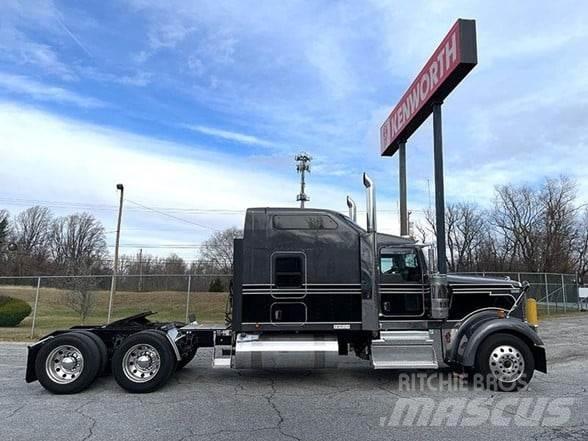 Kenworth W900 Motrici e Trattori Stradali