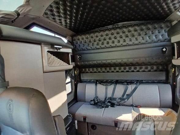 Kenworth W900L Motrici e Trattori Stradali