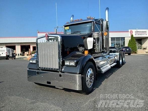 Kenworth W900L Motrici e Trattori Stradali