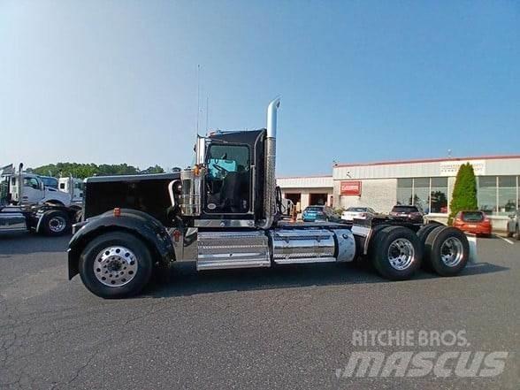 Kenworth W900L Motrici e Trattori Stradali