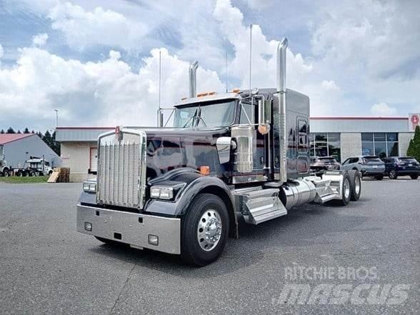 Kenworth W900L Motrici e Trattori Stradali