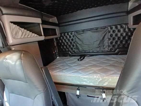 Kenworth W900L Motrici e Trattori Stradali