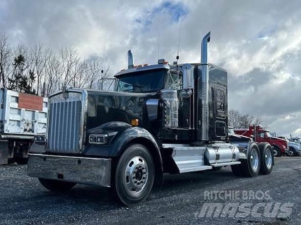 Kenworth W900L Motrici e Trattori Stradali