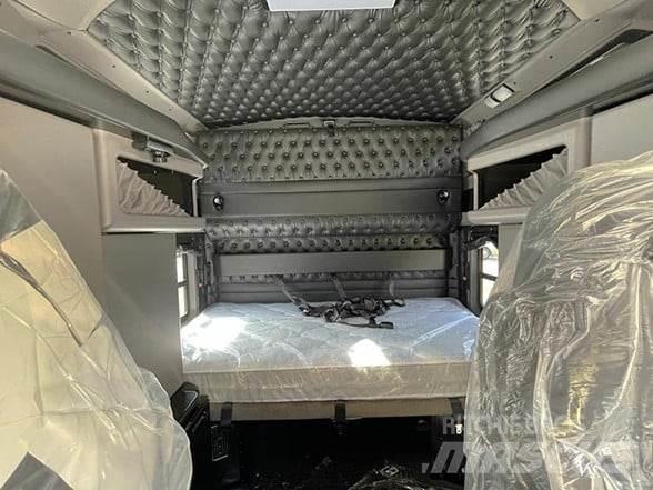 Kenworth W900L Motrici e Trattori Stradali
