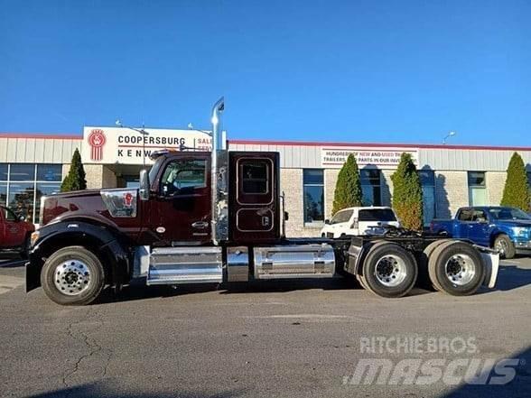 Kenworth W990 Motrici e Trattori Stradali