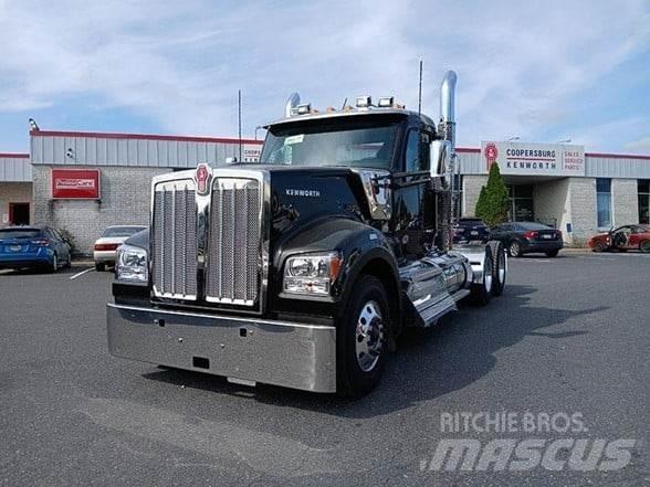 Kenworth W990 Motrici e Trattori Stradali
