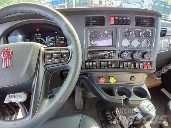 Kenworth W990 Motrici e Trattori Stradali