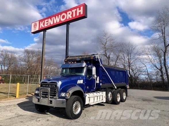 Mack GRANITE 64BR Camion ribaltabili