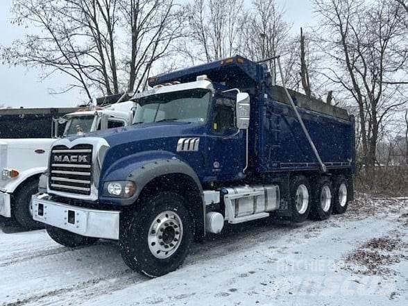 Mack GRANITE 64FR Camion ribaltabili