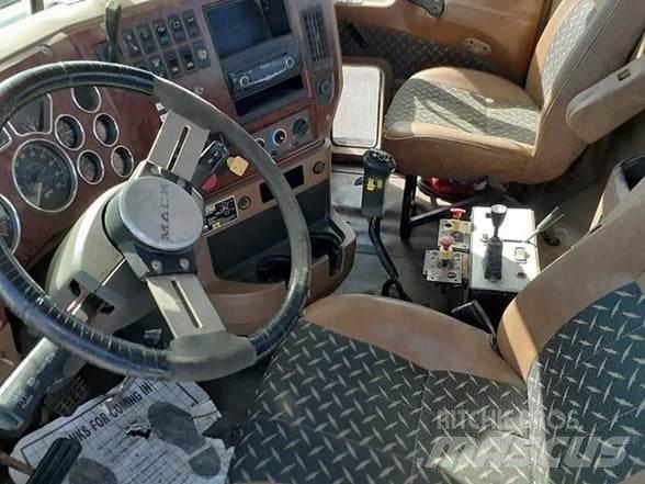 Mack GRANITE CTP713 Motrici e Trattori Stradali